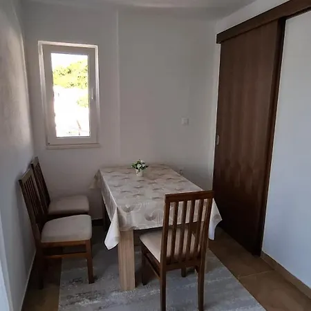 בית הארחה Dodig
